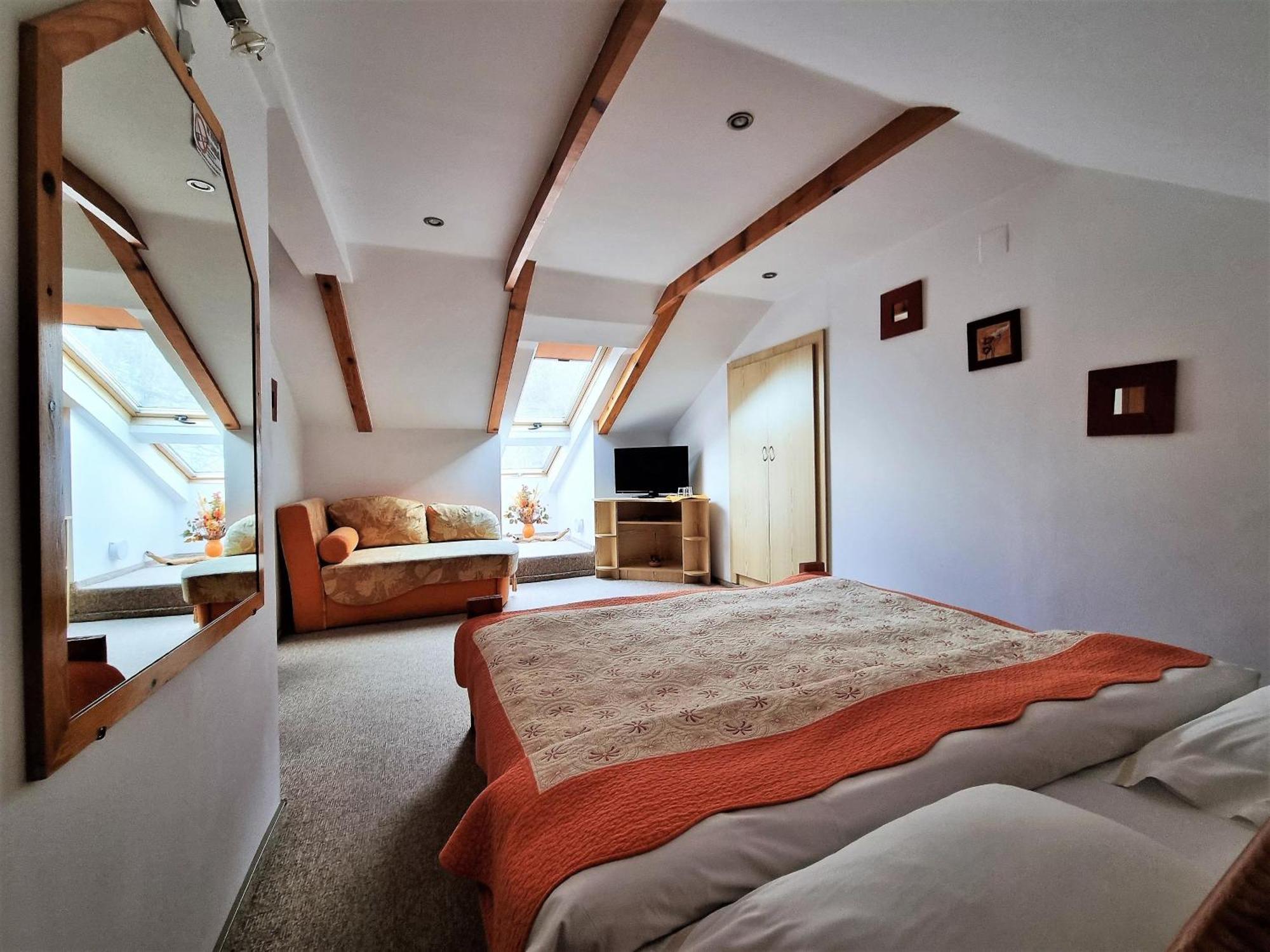 Pensiune Casa Cristina 3*